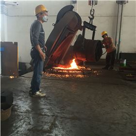 铸造炉前碳硅仪测量过程及浇样碳杯选择的注意